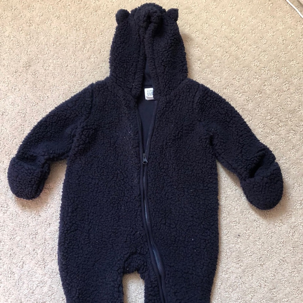 Baby GAP 6-12 month baby fleece bunting